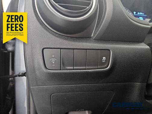 Gray 2018 Hyundai KONA SE