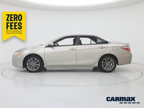 Gold 2016 Toyota Camry SE