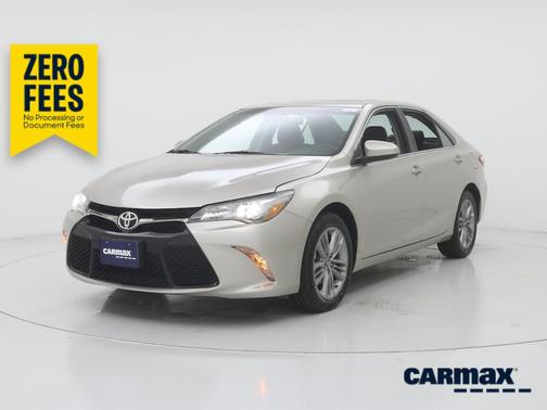 Gold 2016 Toyota Camry SE