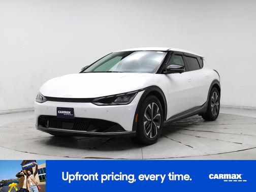 White 2024 Kia EV6 Wind