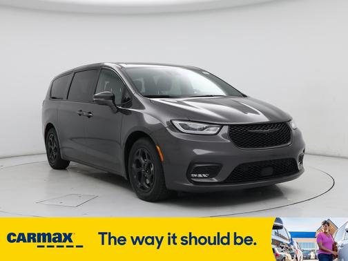 2022 Chrysler Pacifica Hybrid Limited
