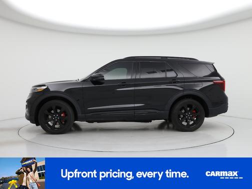 Black 2021 Ford Explorer ST