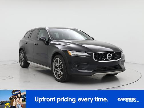 Black 2020 Volvo V60 Cross Country T5
