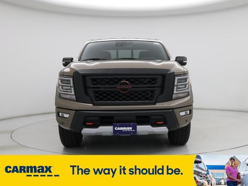 2024 Nissan Titan Platinum Reserve