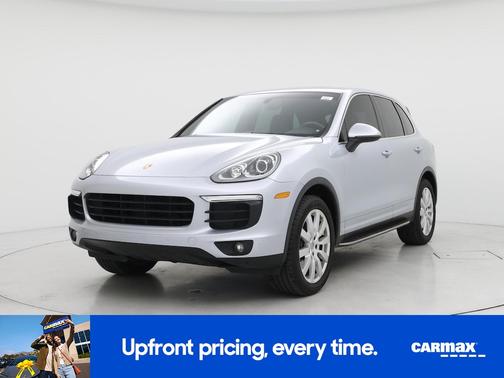 2016 Porsche Cayenne Base (Tiptronic)