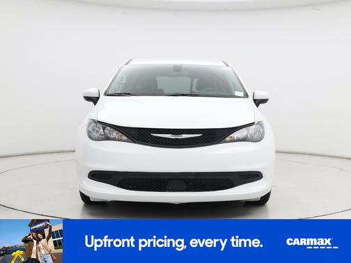 White 2022 Chrysler Voyager LX