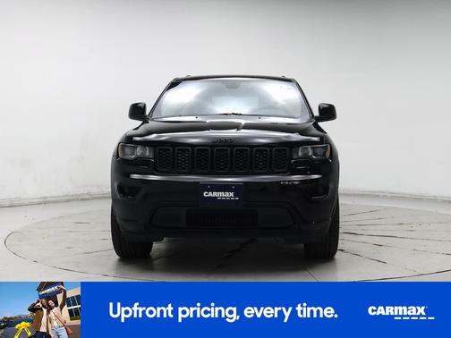 Black 2017 Jeep Grand Cherokee Altitude