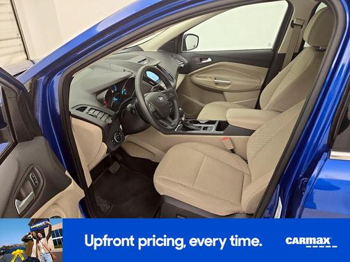 Blue 2017 Ford Escape SE