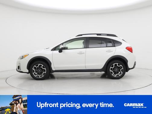 White 2017 Subaru Crosstrek Limited