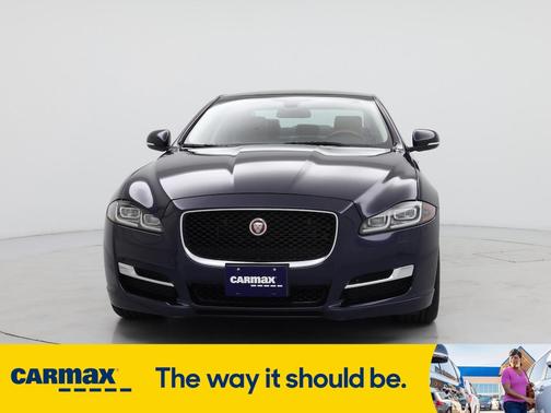 2016 Jaguar XJ R-Sport