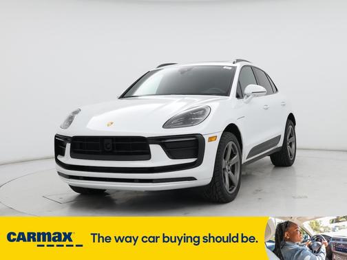 2023 Porsche Macan T