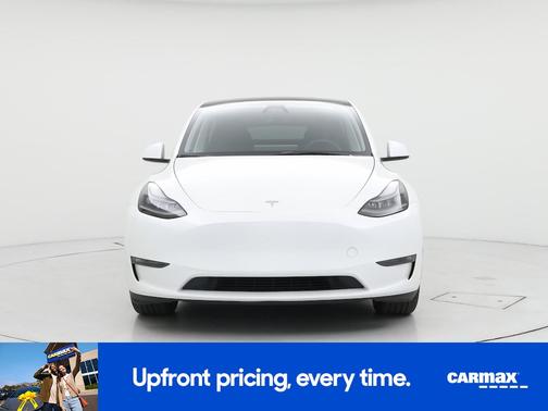 White 2023 Tesla Model Y Long Range