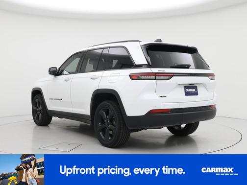White 2023 Jeep Grand Cherokee Altitude