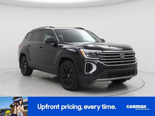 Black 2024 Volkswagen Atlas SE w/Tech