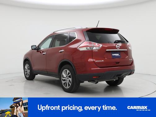 Red 2015 Nissan Rogue SL