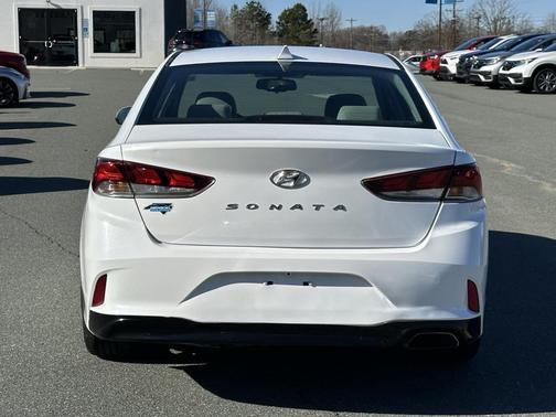 2018 Hyundai SONATA SEL