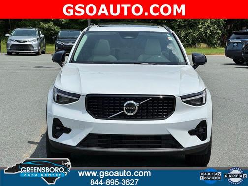 2024 Volvo XC40 B5 Plus Dark Theme