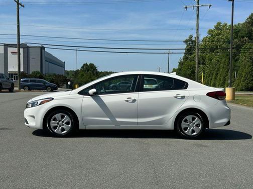 Clear White 2017 Kia Forte LX