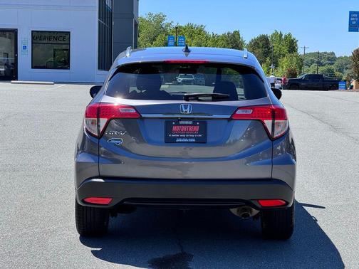 Modern Steel Metallic 2022 Honda HR-V EX