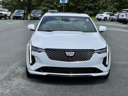 2023 Cadillac CT4 Luxury