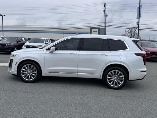 2023 Cadillac XT6 Premium Luxury AWD