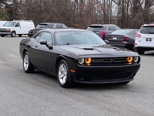 2023 Dodge Challenger SXT