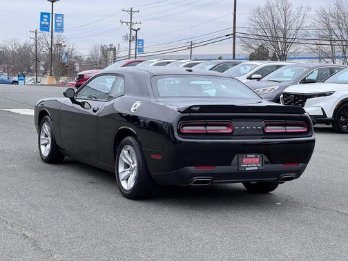 2023 Dodge Challenger SXT