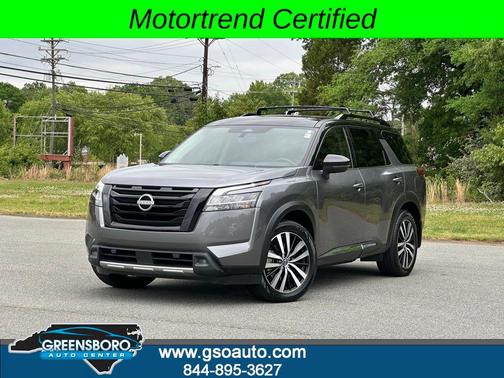 Gun Metallic/Super Black 2023 Nissan Pathfinder Platinum 4WD