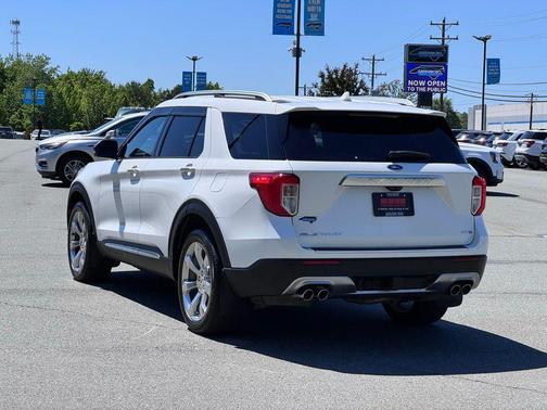 Star White Metallic Tri-Coat 2020 Ford Explorer Platinum