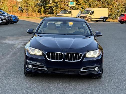 2016 BMW 528 528i