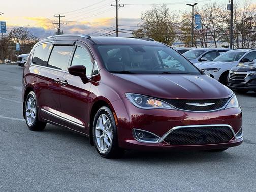 2019 Chrysler Pacifica Touring-L Plus