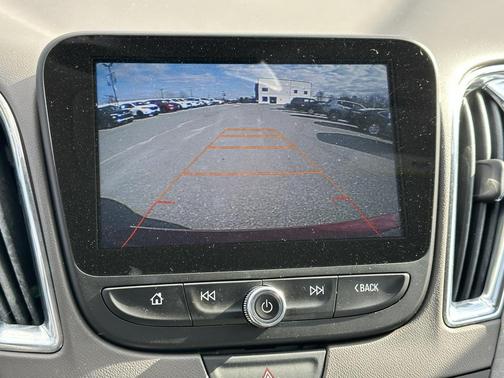 2017 Chevrolet Malibu 1LT