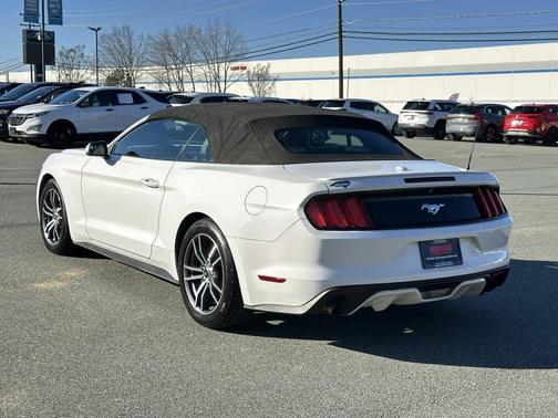 2017 Ford Mustang EcoBoost Premium