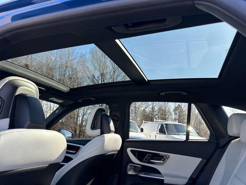 2023 Mercedes-Benz GLC 300 Base