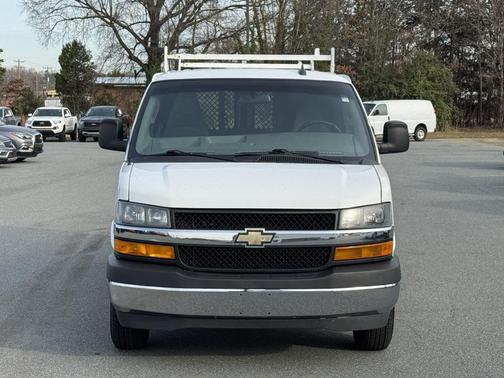 2022 Chevrolet Express 2500 RWD 2500 Regular Wheelbase WT