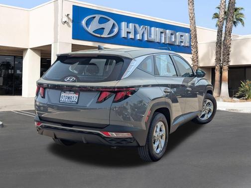 2024 Hyundai TUCSON SE