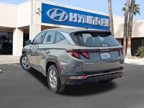 2024 Hyundai TUCSON SE