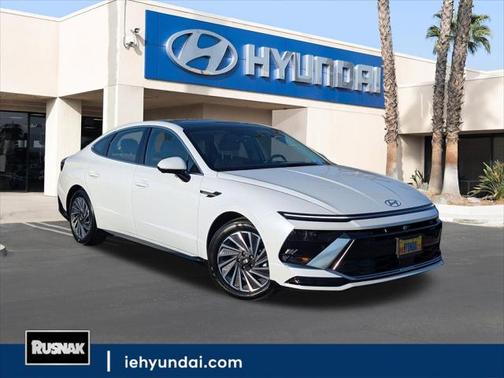 2025 Hyundai SONATA Hybrid Limited