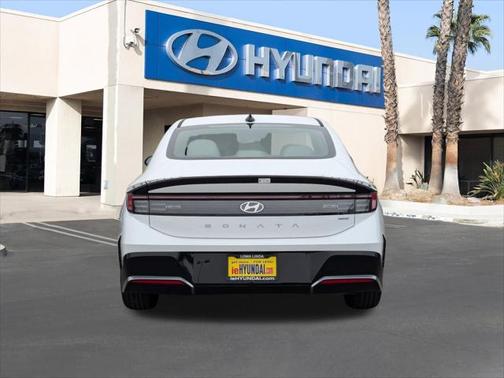 2025 Hyundai SONATA Hybrid SE