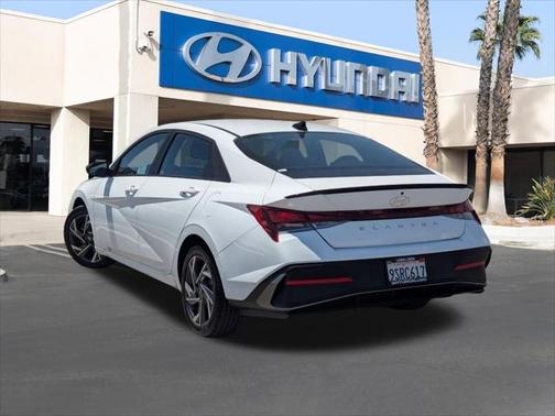 2025 Hyundai ELANTRA Sport