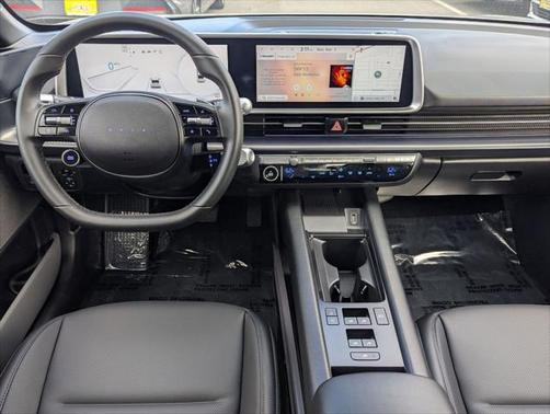 2025 Hyundai IONIQ 6 SEL