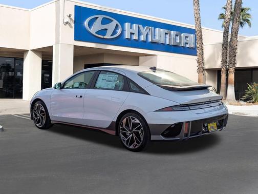 2025 Hyundai IONIQ 6 SEL