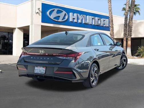 2025 Hyundai ELANTRA Sport