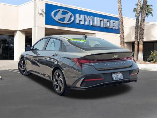 2025 Hyundai ELANTRA Sport