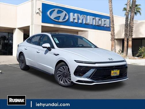 2025 Hyundai SONATA Hybrid Limited