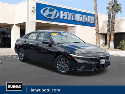 2024 Hyundai ELANTRA SEL