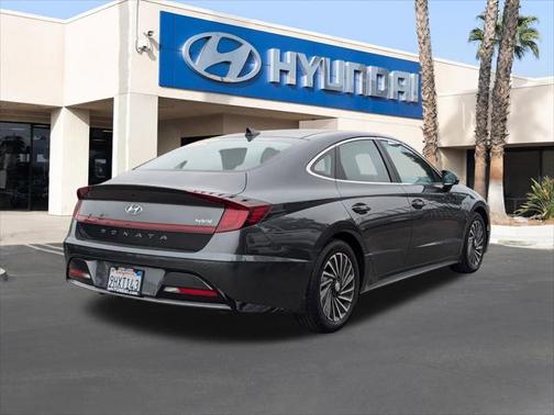 2023 Hyundai SONATA Hybrid Limited