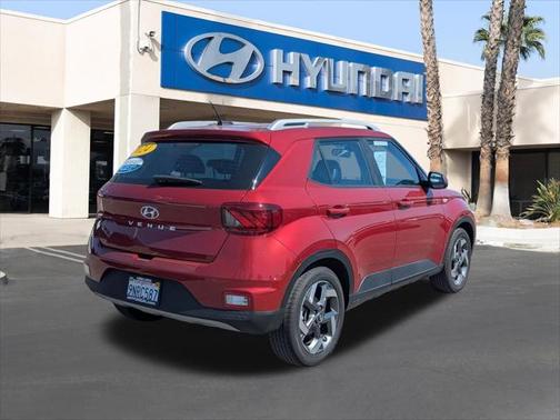 2024 Hyundai VENUE Limited