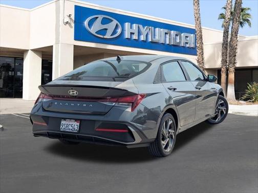 2025 Hyundai ELANTRA Sport