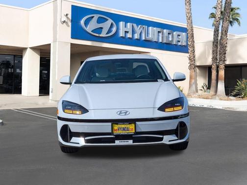 2025 Hyundai IONIQ 6 SEL